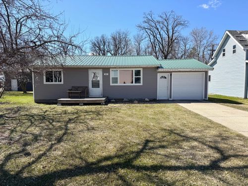 341 4th St N, Greenbush, MN, 56726-4005 | Card Image