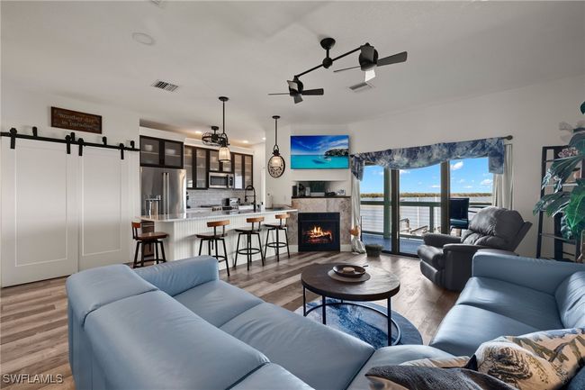 4706 Pine Island Rd Nw, House other with 2 bedrooms, 2 bathrooms and null parking in MATLACHA FL | Image 4