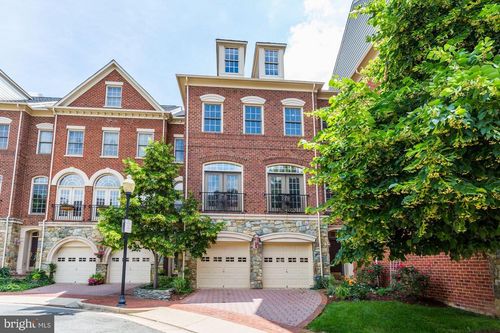 5237 Bessley Pl, ALEXANDRIA, VA, 22304-8647 | Card Image