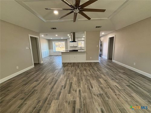 104 County Road 4881, Copperas Cove, TX, 76522-6257 | Card Image