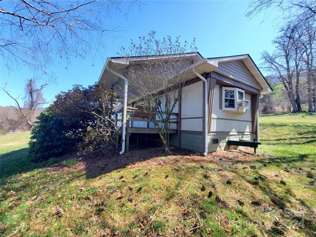 57 Paul Ridge Rd, House other with 3 bedrooms, 1 bathrooms and null parking in Newland NC | Image 31