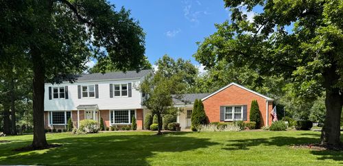 6 Londonderry Ln, Lincolnshire, IL, 60069-3900 | Card Image