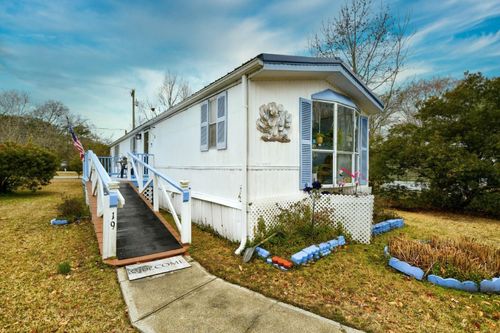 19 Crooked Island Cir, Murrells Inlet, SC, 29576-5735 | Card Image