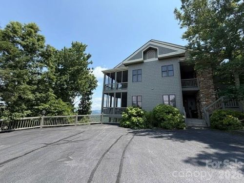 c3-81 Stoney Falls Loop, Burnsville, NC, 28714-1979 | Card Image