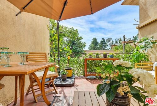 100-970 S Palm Dr, Beverly Hills, CA, 90212-3514 | Card Image