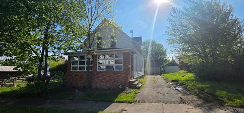 55 Kosciuszko Ave, Dunkirk, NY, 14048-3219 | Card Image