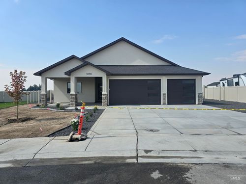 1070 Adamite, Kimberly, ID, 83341-2065 | Card Image