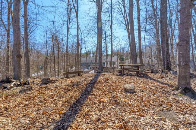 17 Sugarbush Rd, House other with 4 bedrooms, 2 bathrooms and 6 parking in Coldwater ON | Image 32