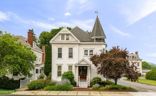 437 E Allen St, Hudson, NY, 12534-2422 | Card Image