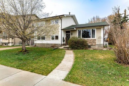 5436 53 Ave, Lacombe, AB, T4L1L4 | Card Image