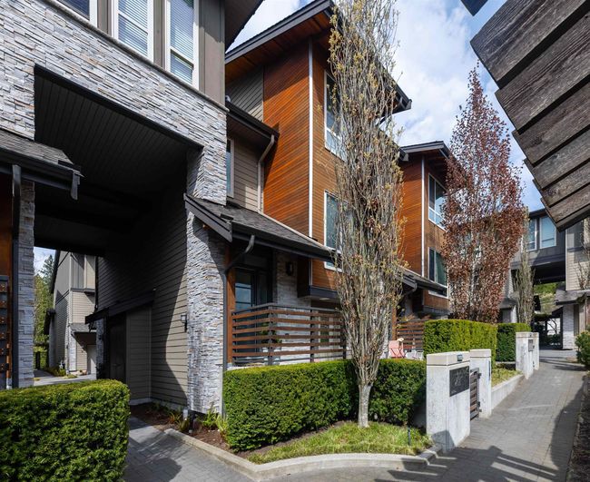 10 - 897 Premier St, Townhouse with 4 bedrooms, 2 bathrooms and 2 parking in North Vancouver BC | Image 21