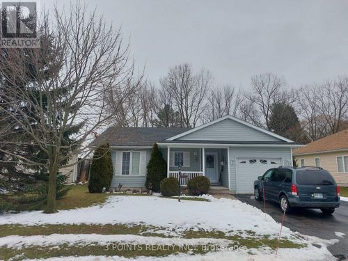 371 Shannon Boulevard, South Huron (Stephen), ON, N0M1T0 | Card Image