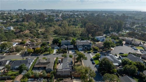 2060 State Ave, Costa Mesa, CA, 92627-4018 | Card Image