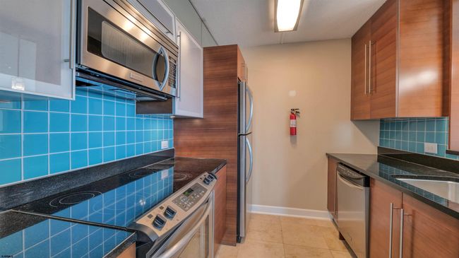 526 Pacific Ave, Condo with 2 bedrooms, 2 bathrooms and null parking in Atlantic City NJ | Image 7