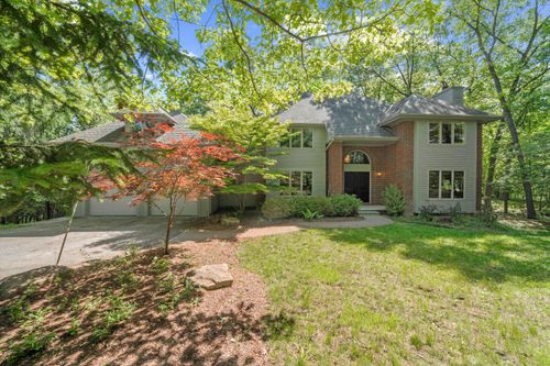 5599 Great Hawk Circle, Ann Arbor, MI, 48105 | Card Image