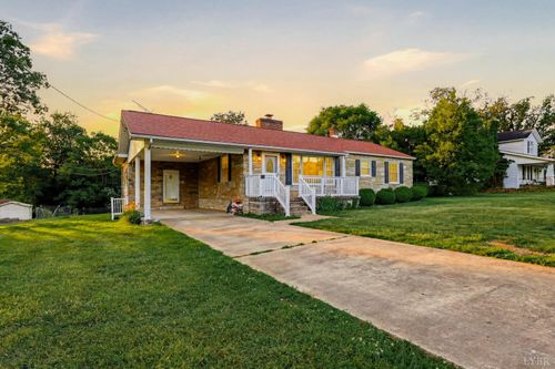 402 Prospect Rd, Hurt, VA, 24563 | Card Image