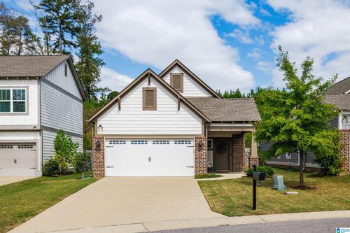 2779 Village Ln, BIRMINGHAM, AL, 35211-5806 | Card Image