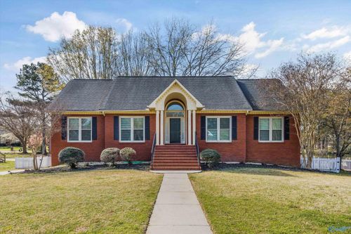 87 Jay Dr, Madison, AL, 35758-7636 | Card Image