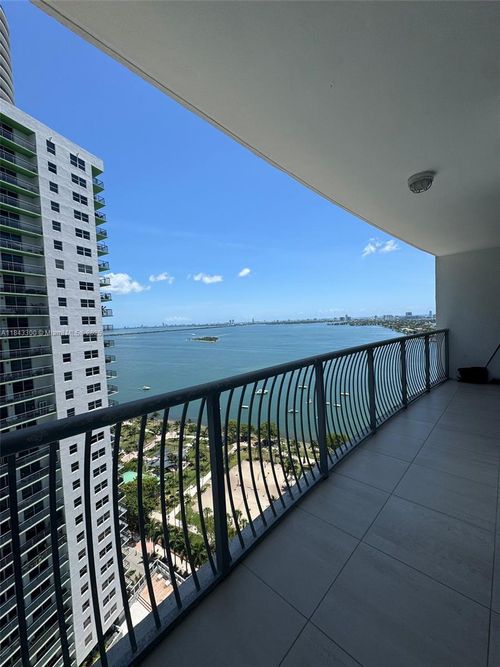 apt-2803-1750 N Bayshore Dr, Miami, FL, 33132-3210 | Card Image