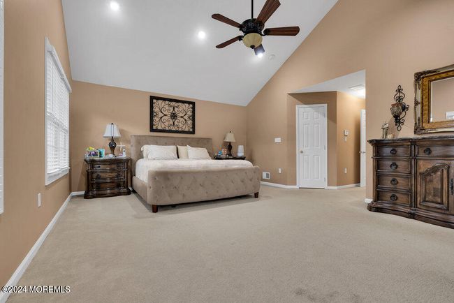 45 Fells Dr, Condo with 3 bedrooms, 3 bathrooms and null parking in Manalapan NJ | Image 16
