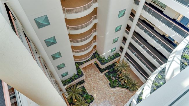 PH1 - 455 Longboat Club Road, Condo with 3 bedrooms, 3 bathrooms and null parking in Longboat Key FL | Image 8