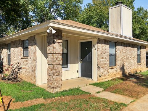 a-821 N Mesquite St, Arlington, TX, 76011-1407 | Card Image