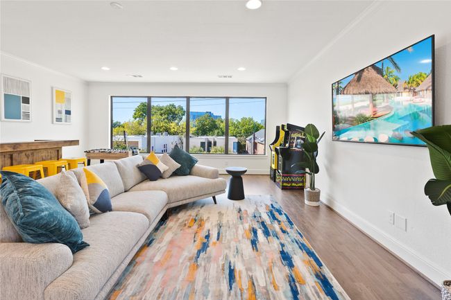 A - 5014 Mission Ave, Home with 4 bedrooms, 5 bathrooms and 4 parking in Dallas TX | Image 9
