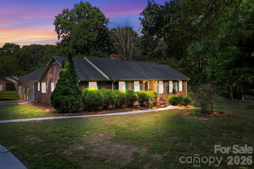 41 Old Farm Rd, Salisbury, NC, 28147-8834 | Card Image