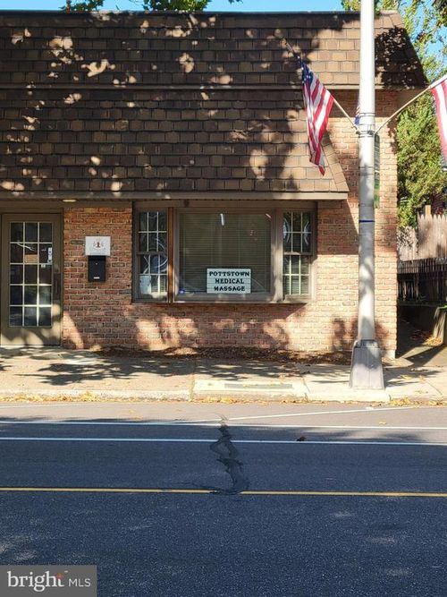 545 E High St, Pottstown, PA, 19464-5677 | Card Image