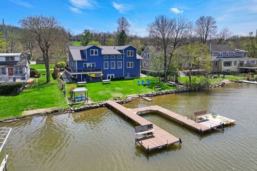 W4226 W End Rd, Lake Geneva, WI, 53147-3485 | Card Image