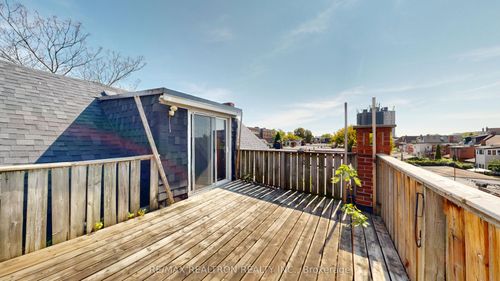 upper-32 Macklem Ave, Toronto, ON, M6J3M2 | Card Image
