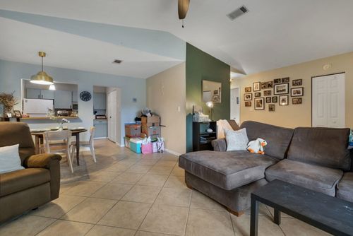 1d-1571 Stone Rd, Tallahassee, FL, 32303-3655 | Card Image
