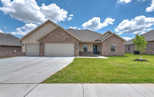 98 N Banner Avenue, Farmington, AR, 72730 | Card Image