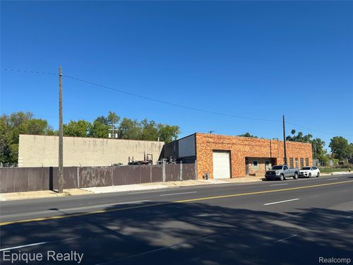 5431 E Davison St, Detroit, MI, 48212-1234 | Card Image