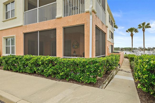 Corner Unit | Image 30