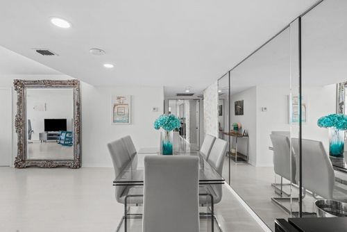 2004-5600 N Flagler Dr, West Palm Beach, FL, 33407-2648 | Card Image