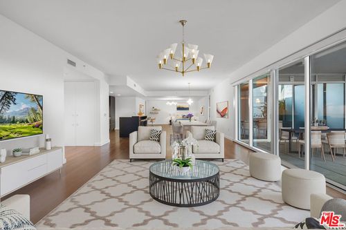 4e-6250 Hollywood Blvd, Los Angeles, CA, 90028-6302 | Card Image