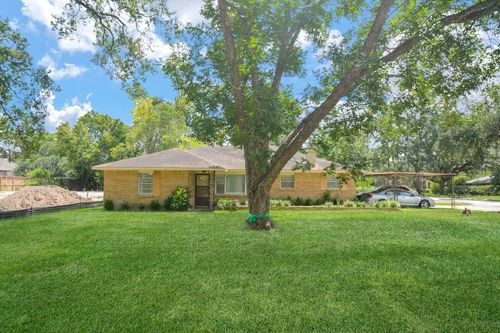 11933 Barryknoll Ln, Houston, TX, 77024-4301 | Card Image