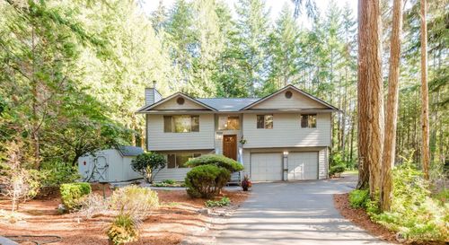 3303 Nw Half Mile Rd, Silverdale, WA, 98383-9673 | Card Image
