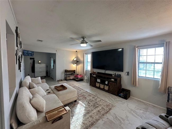 242 Reeder St, House other with 3 bedrooms, 1 bathrooms and null parking in Buffalo TX | Image 6