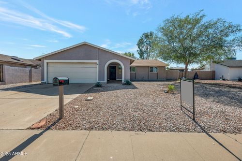 1403 W Los Arboles Pl, Chandler, AZ, 85224-2711 | Card Image