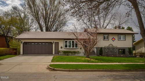 2009 Grimsrud Drive, Bismarck, ND, 58501 | Card Image