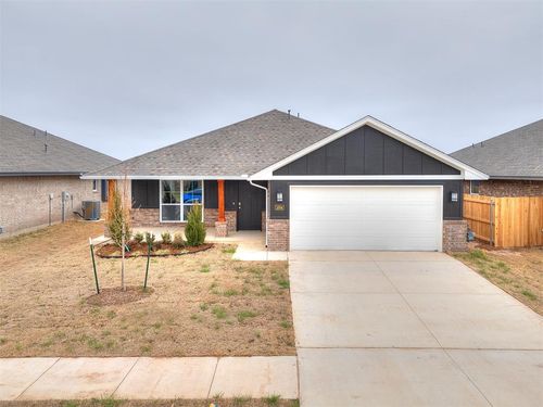 1004 Redwood Creek Dr, Yukon, OK, 73099-3552 | Card Image