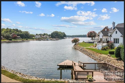 23-7602 Woods Ln, Cornelius, NC, 28031-8780 | Card Image