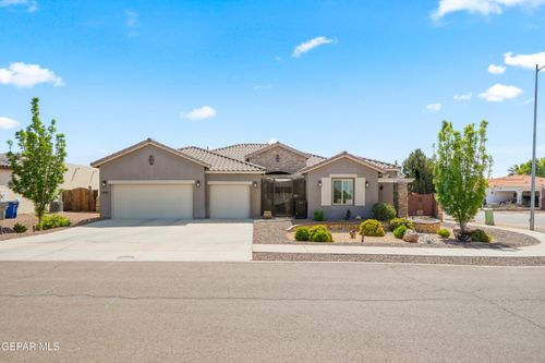 5880 Valle De Paz Ave, El Paso, TX, 79932-2252 | Card Image