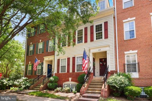 1602 Hunting Creek Dr, ALEXANDRIA, VA, 22314 | Card Image