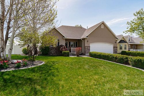 618 Eagle Way, Blackfoot, ID, 83221-4032 | Card Image
