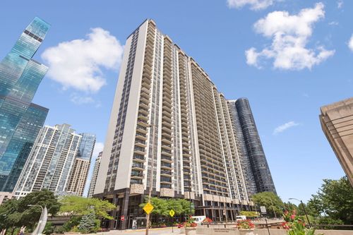 apt-930-400 E Randolph St, CHICAGO, IL, 60601-7309 | Card Image