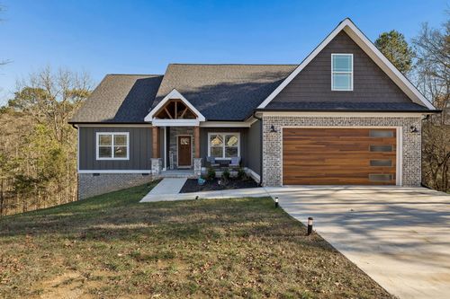 5599 Caney Ridge Cir, Ooltewah, TN, 37363-5562 | Card Image