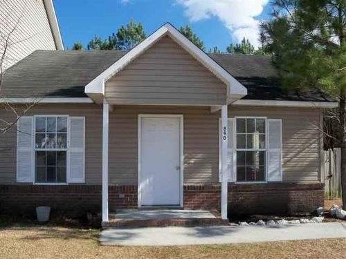 890 W Pueblo Dr, Jacksonville, NC, 28546-9560 | Card Image